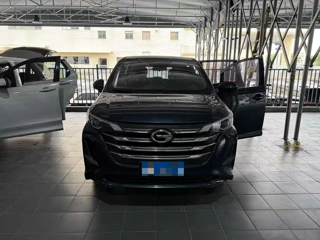 GAC Motor Trumpchi M6 2021 — фото 2