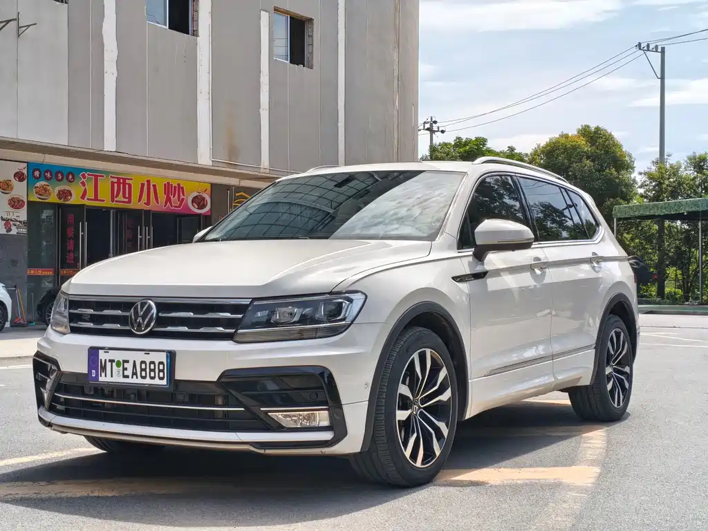 Volkswagen Tiguan L 2021