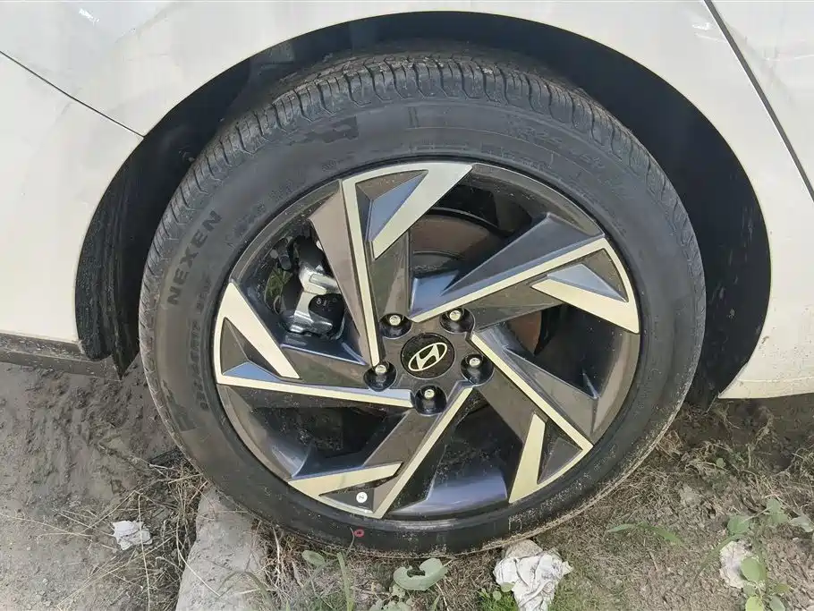 Hyundai Elantra 2026