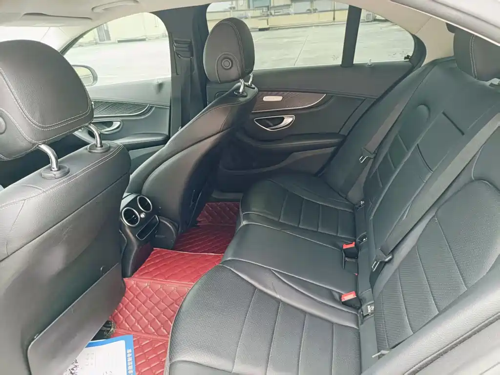Mercedes-Benz C-Class 2019