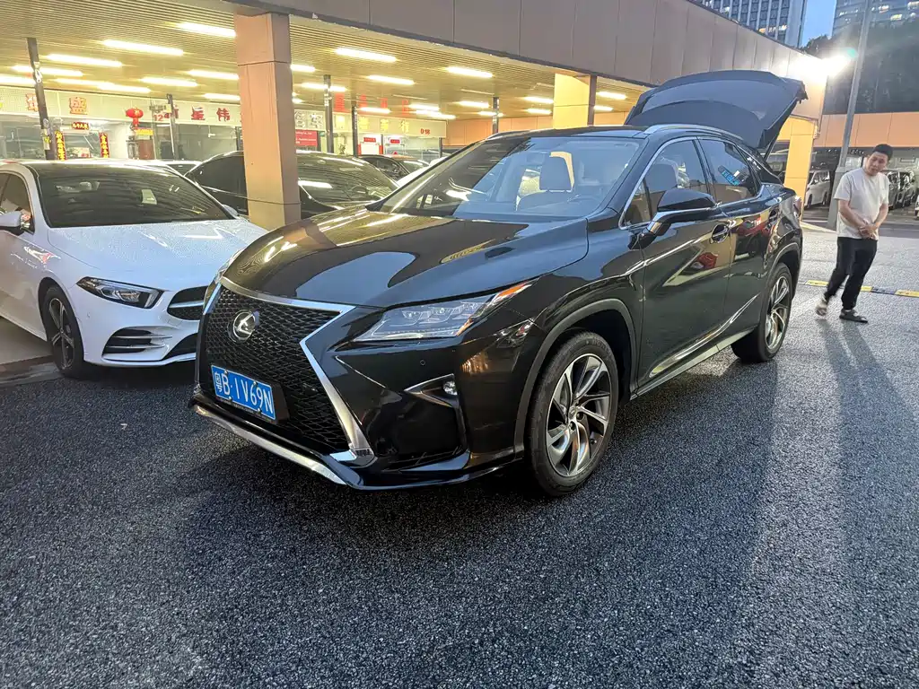 Lexus RX 2017 — фото 1