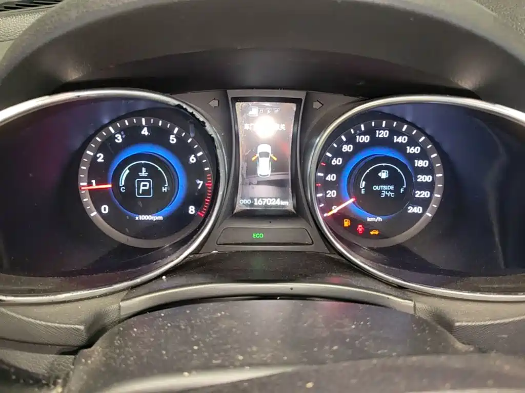 Hyundai Santa Fe 2015 — фото 12