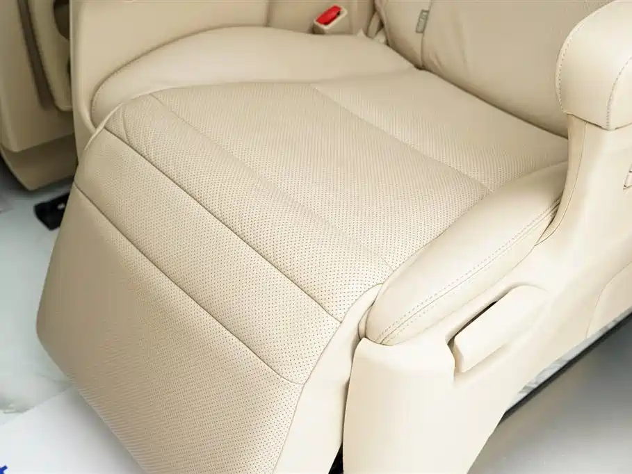 Toyota Alphard 2012 — фото 10