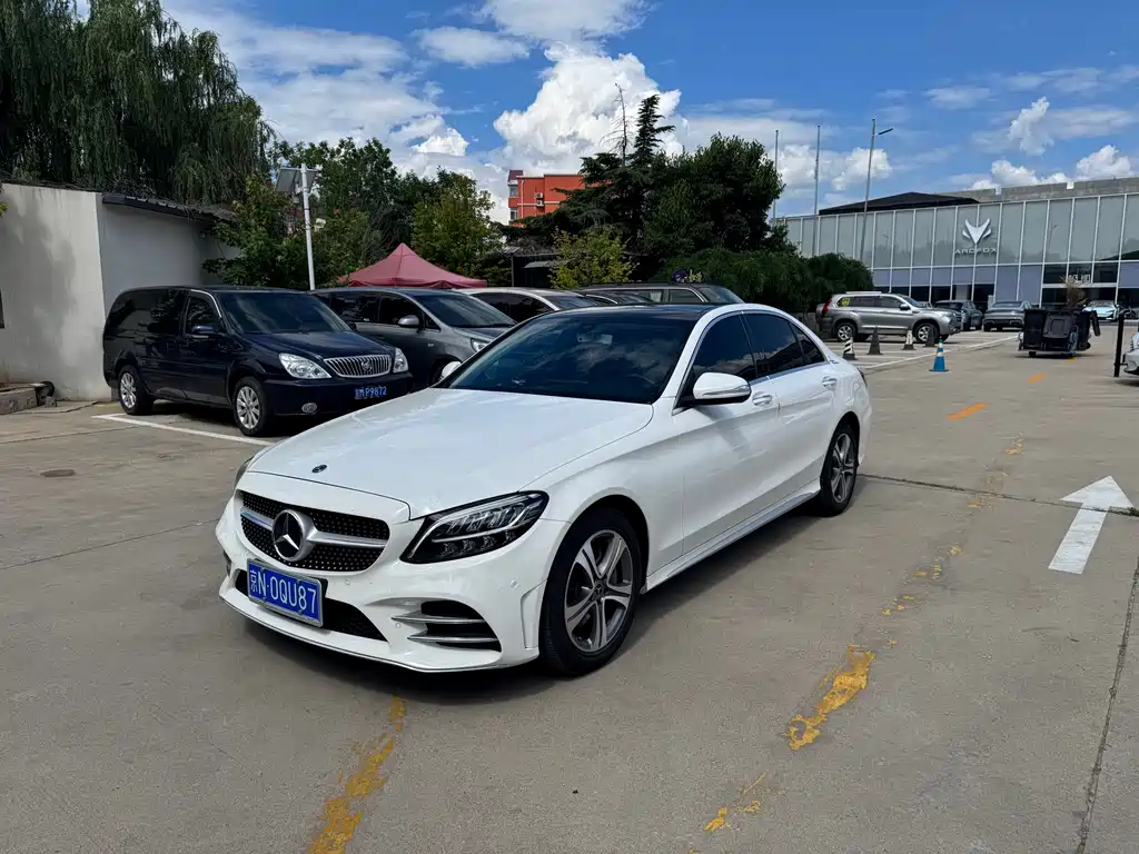 Mercedes-Benz C-Class 2020 — фото 3