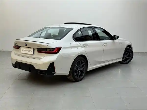 BMW 3 Series 2025