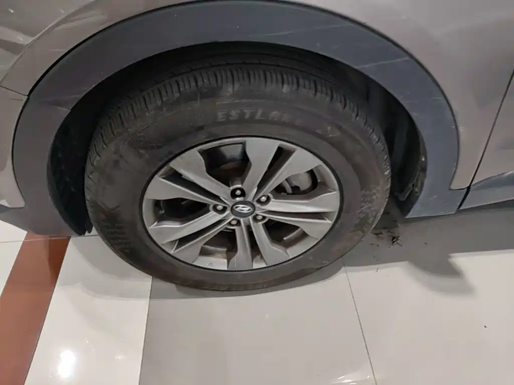 Hyundai Santa Fe 2015 — фото 23