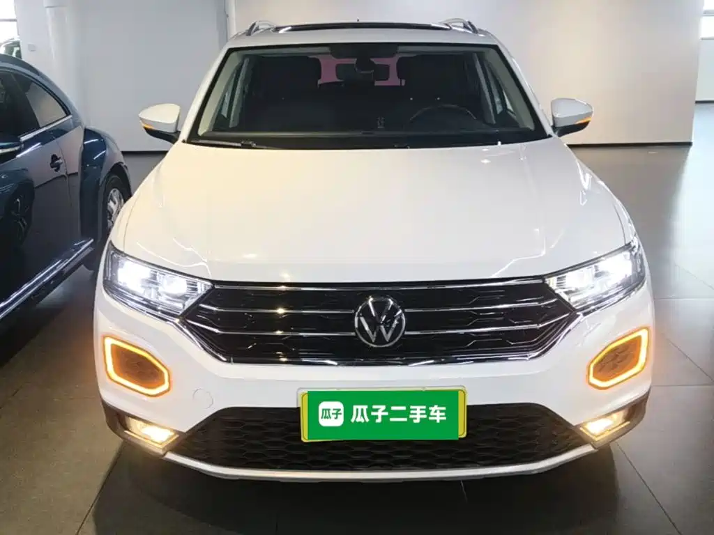 Volkswagen T-Roc 2021 — фото 3
