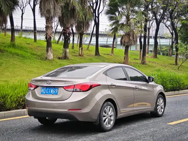 Hyundai Elantra Langdong 2016