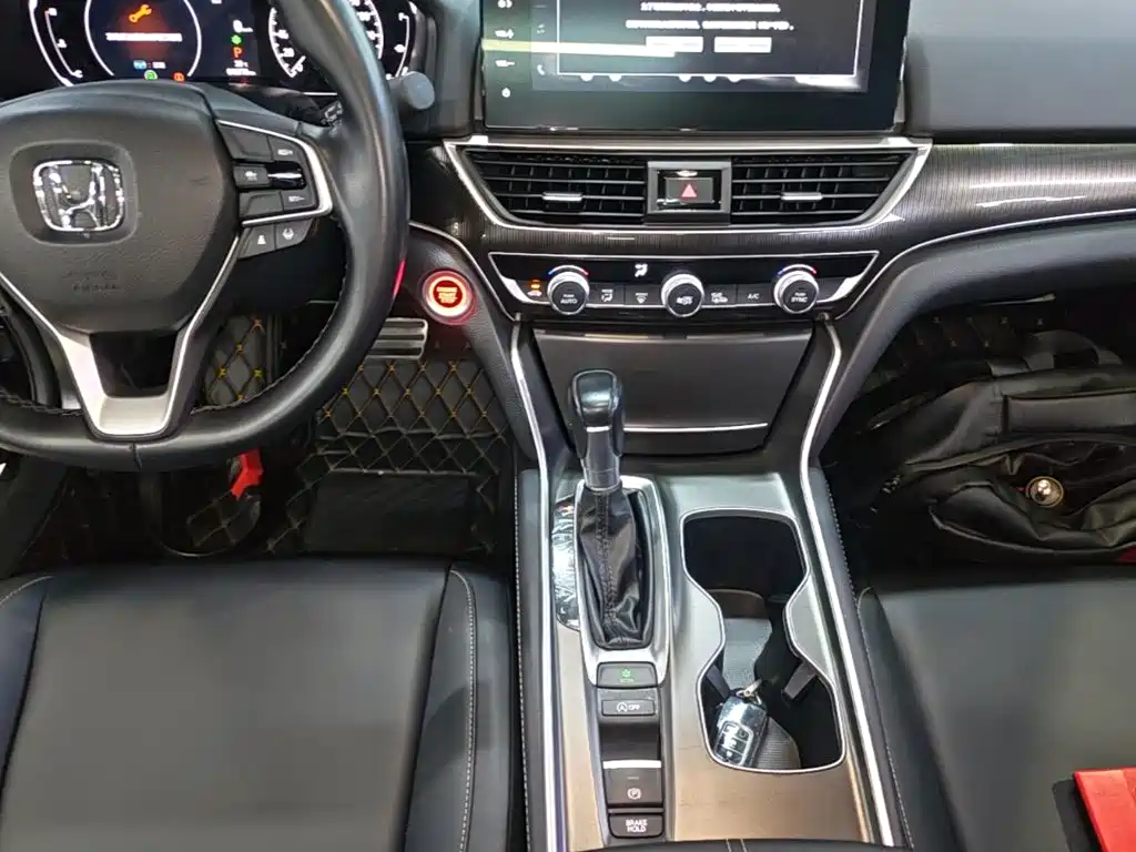 Honda Accord 2023 — фото 14