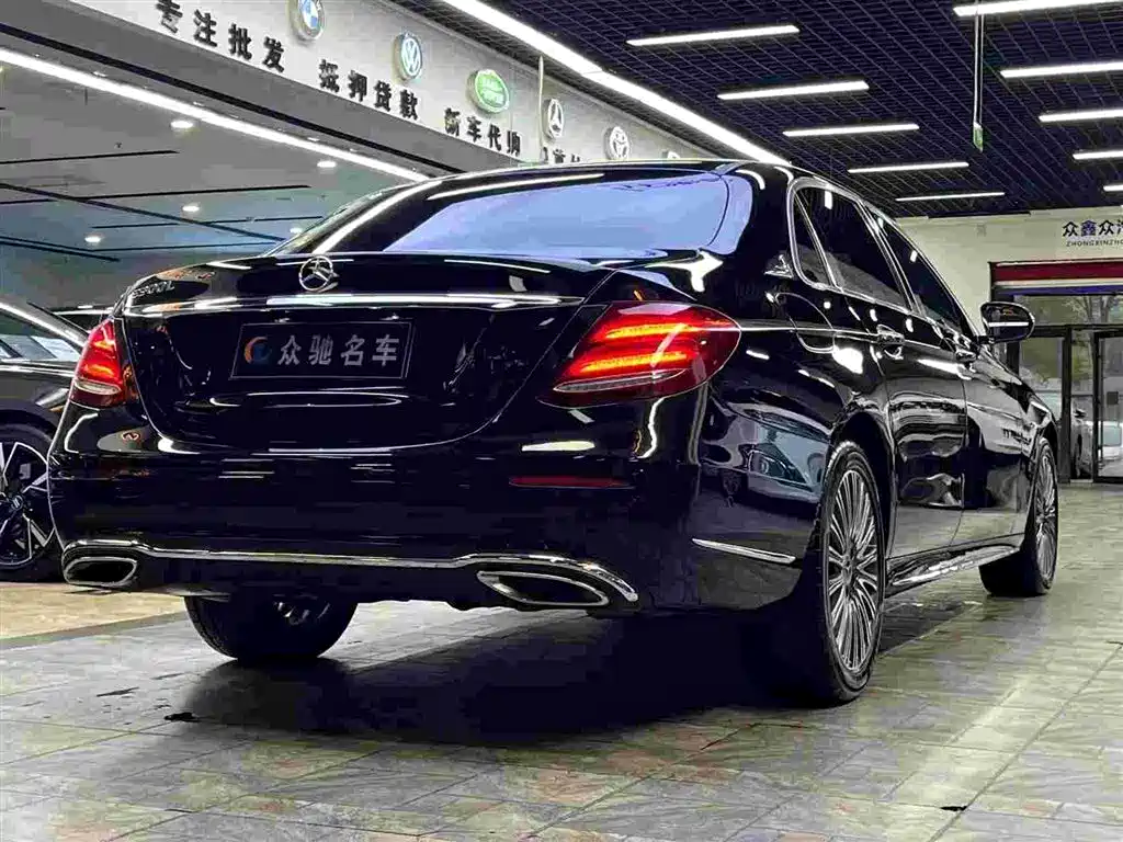 Mercedes-Benz E-Class 2017 — фото 8
