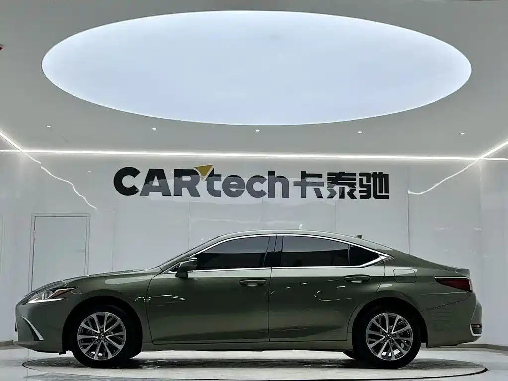 Lexus ES 2021 — фото 5