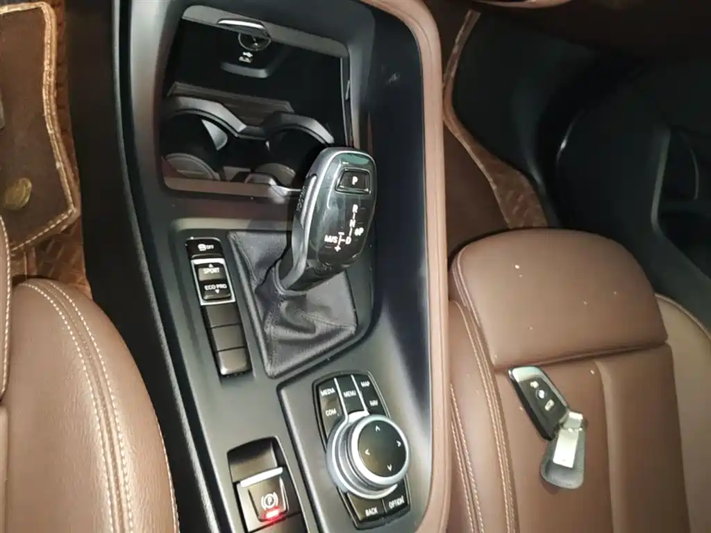 BMW X1 2020 — фото 14
