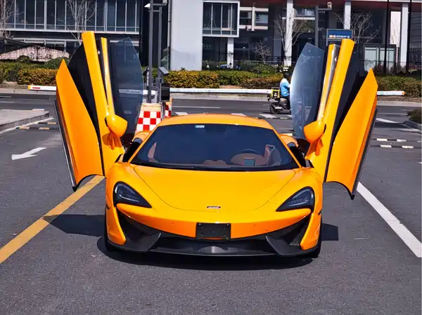 McLaren 540C 2015