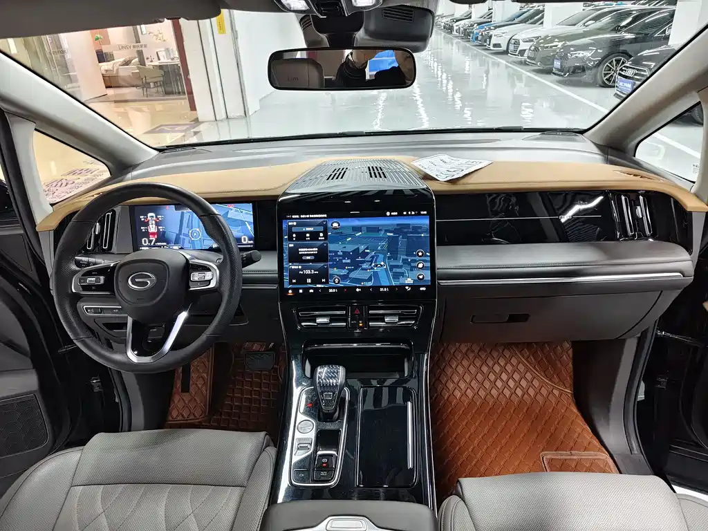 GAC Motor Trumpchi M8 2023 — фото 11