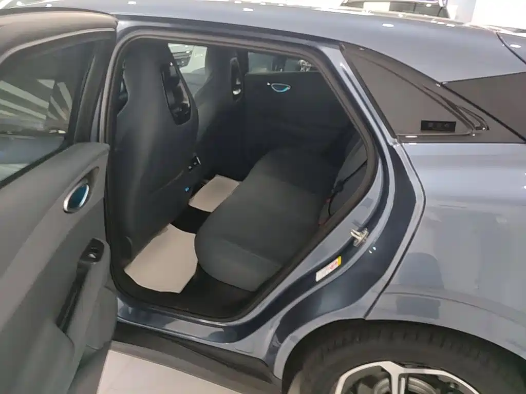 BYD Seal 06GT 2025 — фото 17