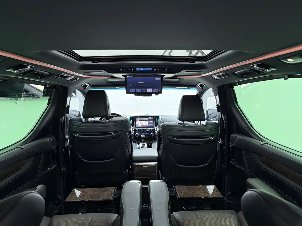 Toyota Vellfire 2020 — фото 16