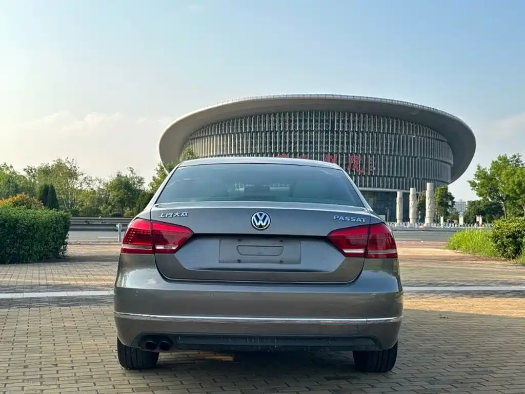 Volkswagen Passat 2012