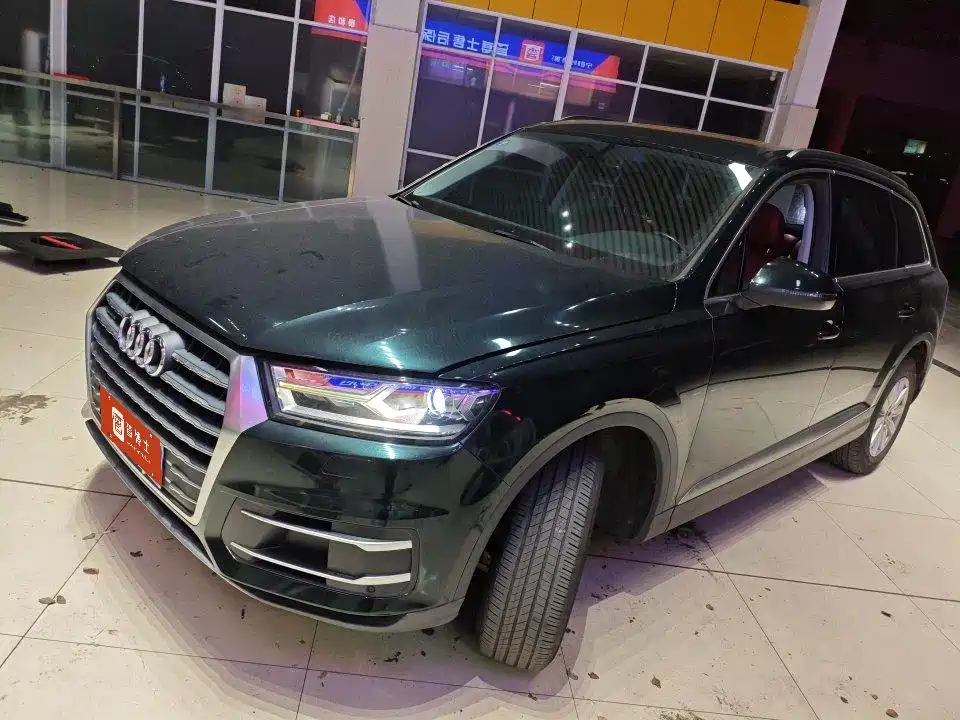 Audi Q7 2017 — фото 1