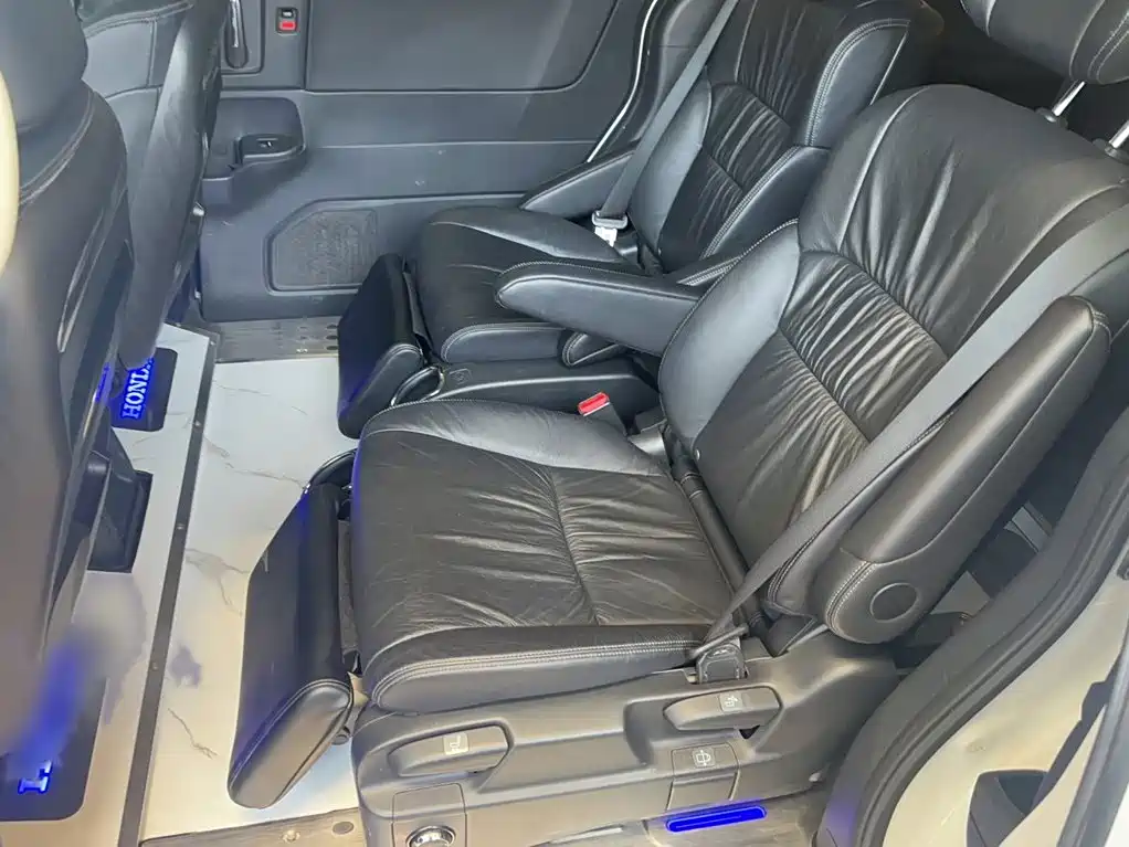 Honda Odyssey 2022 — фото 19