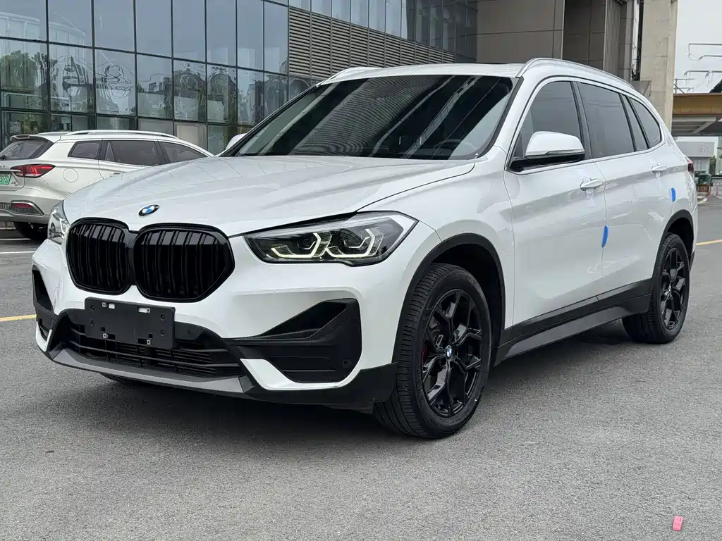 BMW X1 2023 — фото 3
