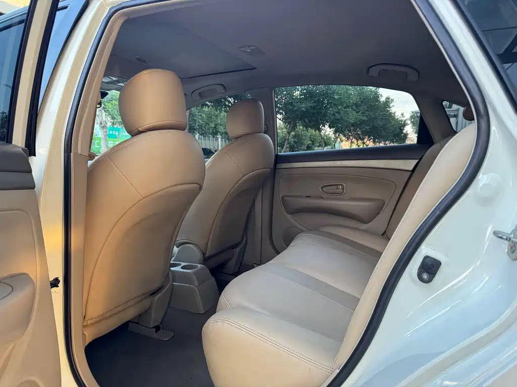 Nissan Sylphy 2019 — фото 8