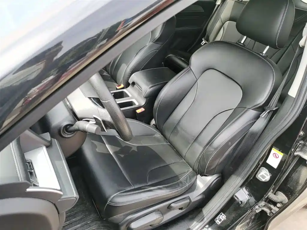 Haval M6 2022 — фото 15