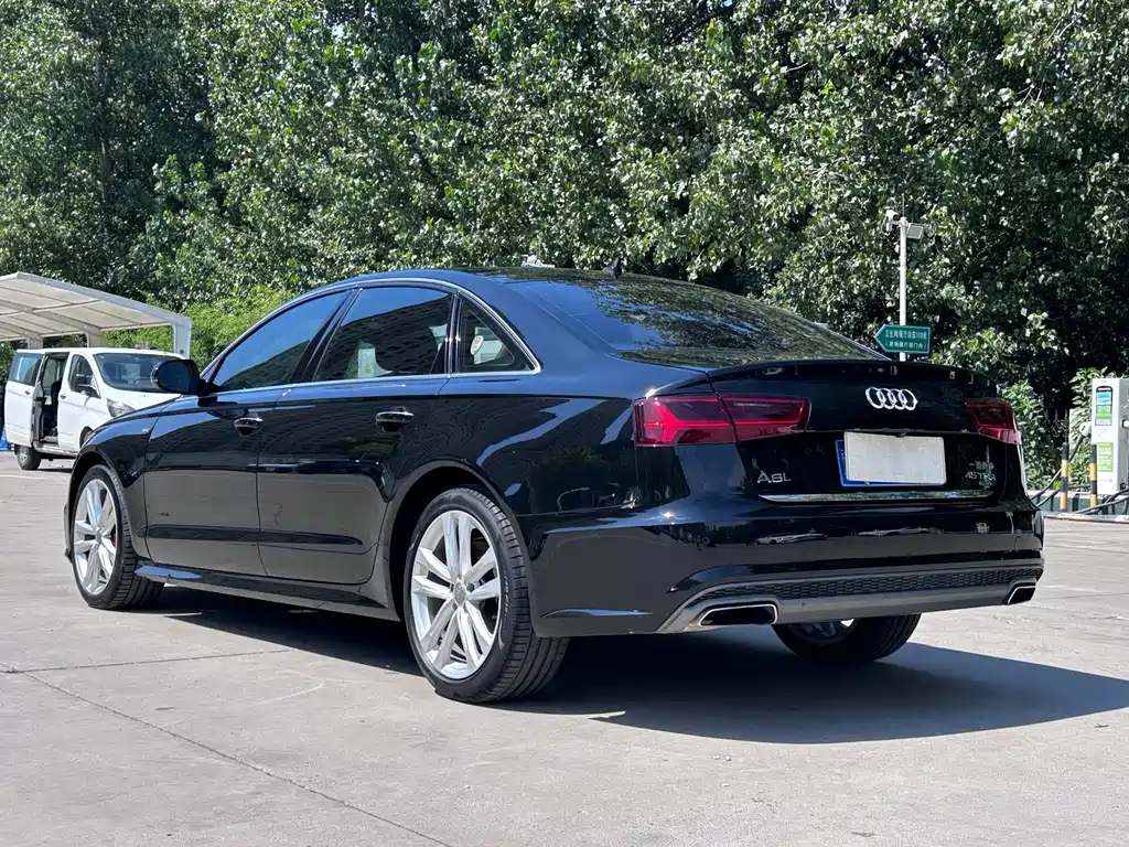 Audi A6L 2018 — фото 10