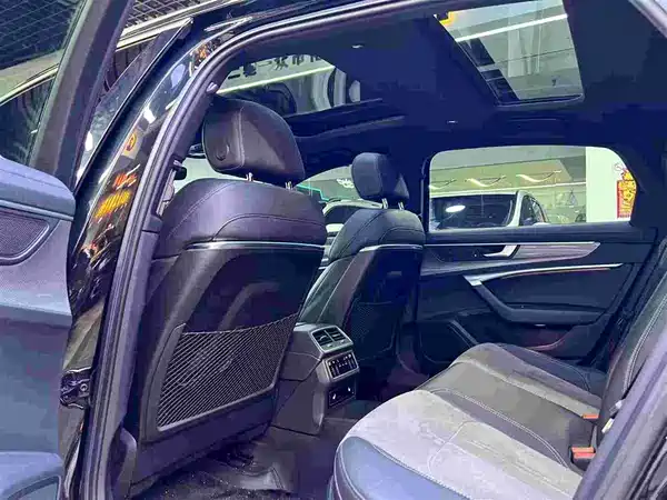 Audi A6L 2020