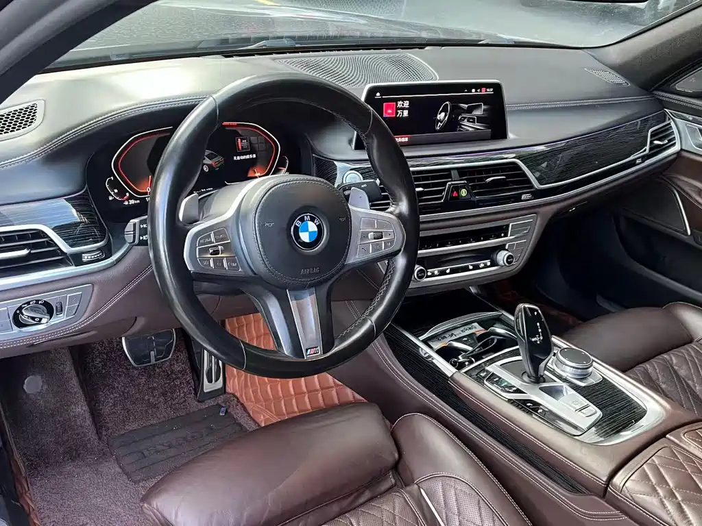 BMW 7 Series 2021 — фото 4