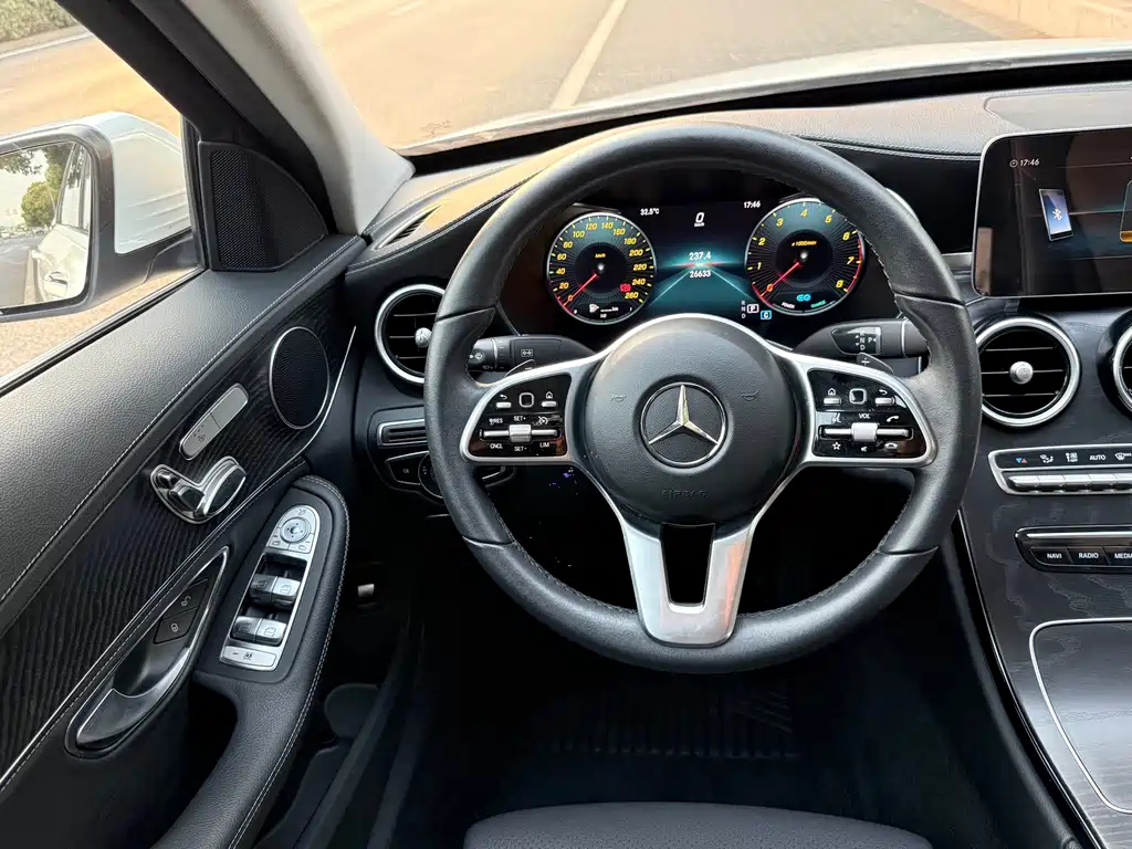 Mercedes-Benz C-Class 2019 — фото 10