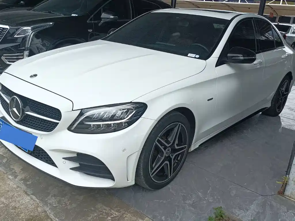 Mercedes-Benz C-Class 2021