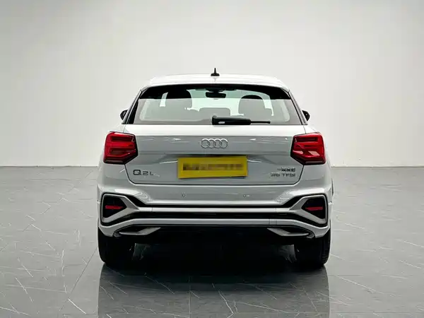 Audi Q2L 2022