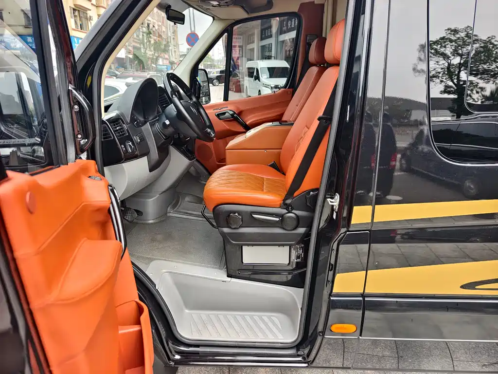 Mercedes-Benz Sprinter 2019 — фото 2