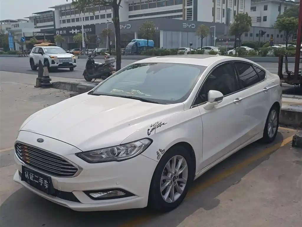Ford Mondeo 2017 — фото 1