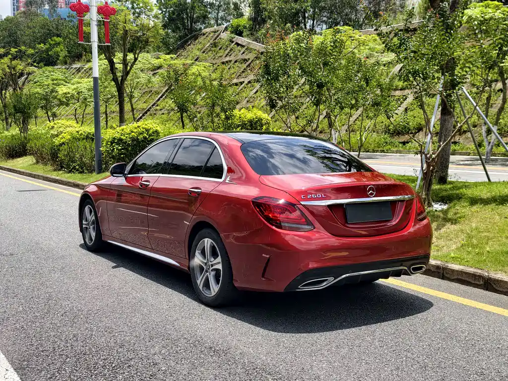 Mercedes-Benz C-Class 2021