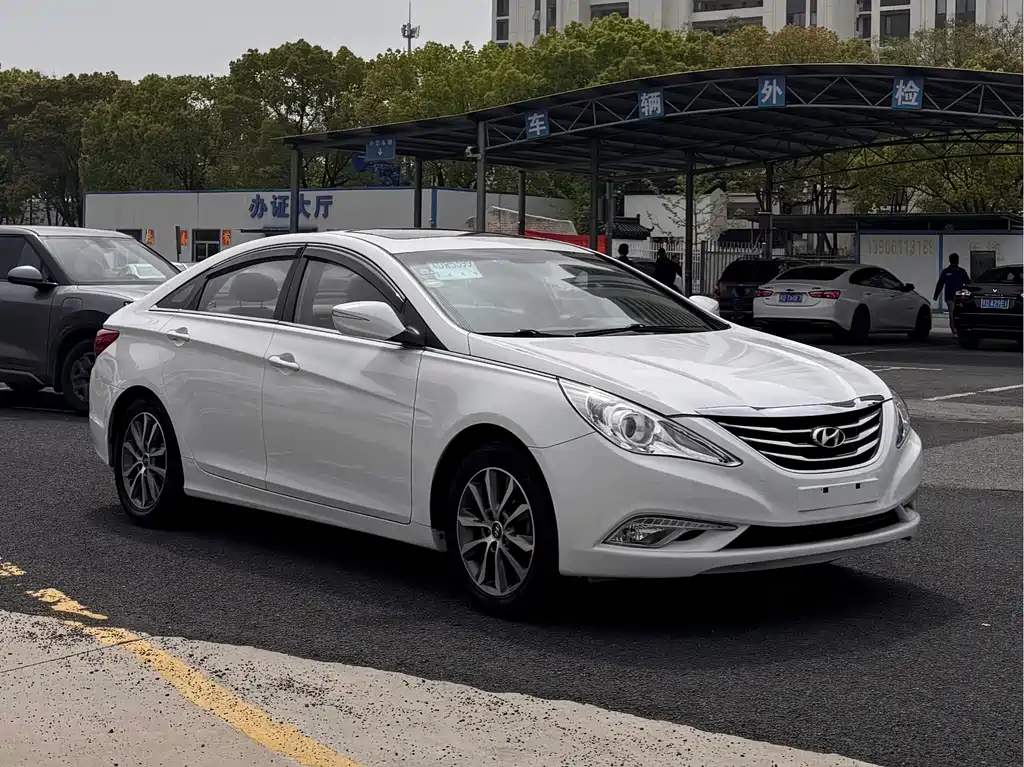 Hyundai Sonata 2016 — фото 3