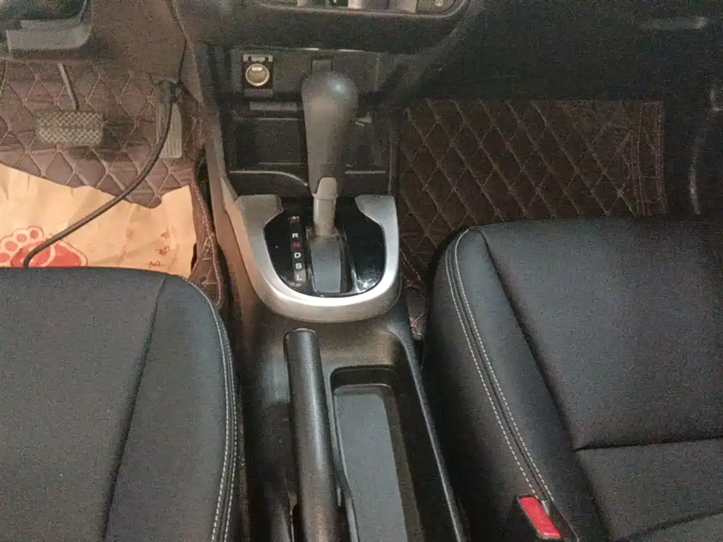 Honda Fit 2017 — фото 14