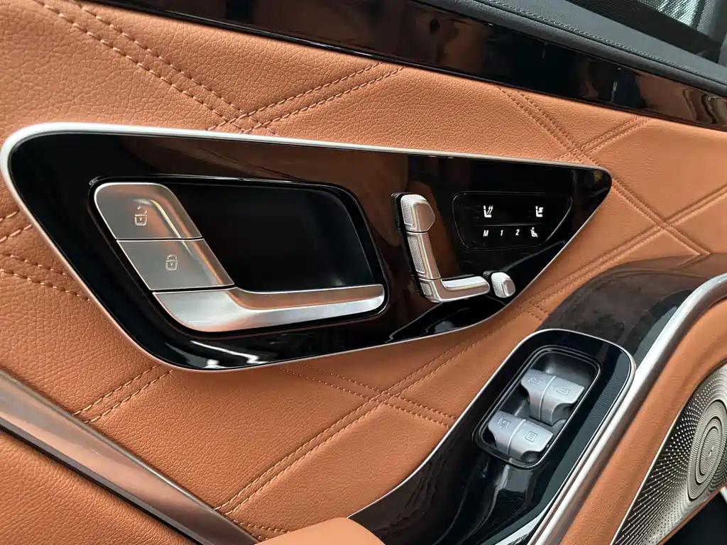 Mercedes-Benz S-Class 2023 — фото 21