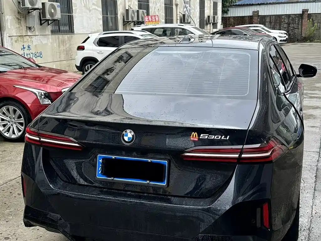 BMW 5 Series 2025