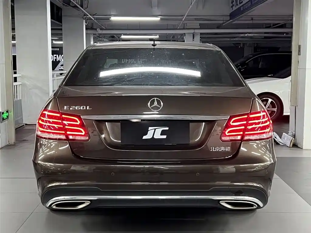 Mercedes-Benz E-Class 2015 — фото 8