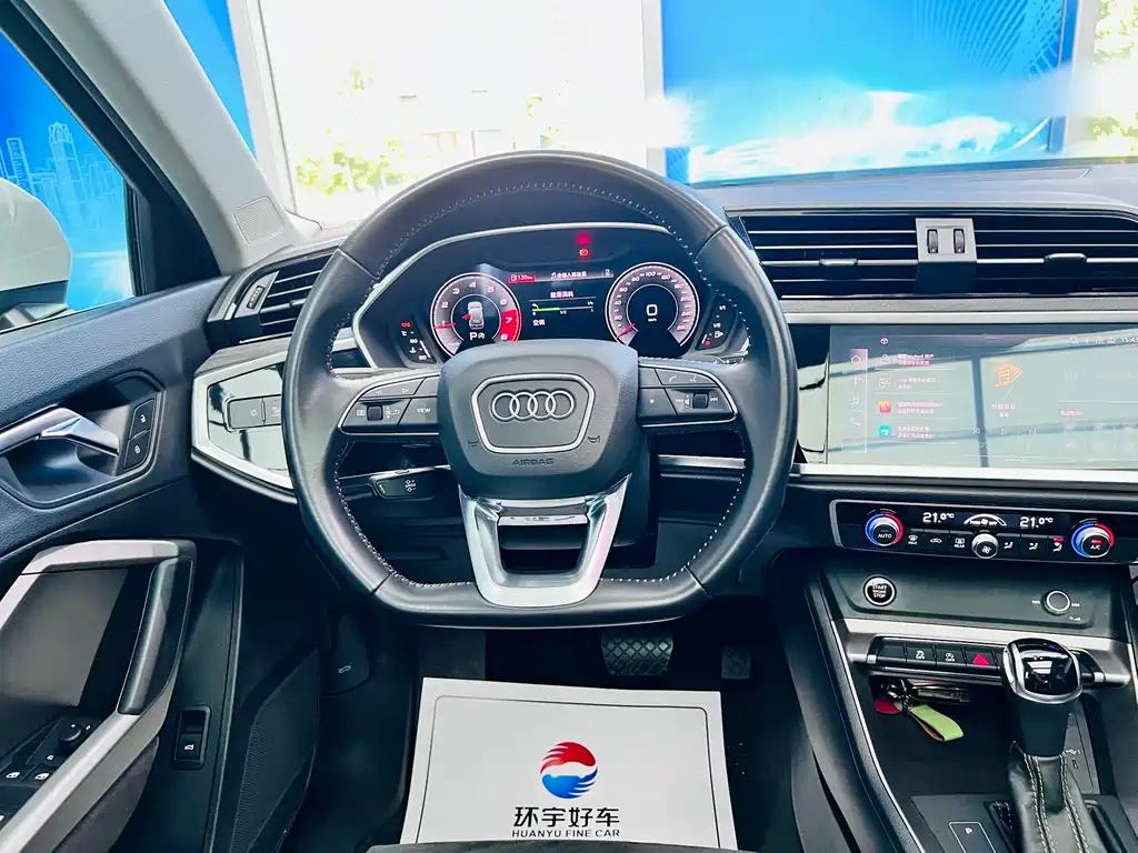 Audi Q3 2023 — фото 17
