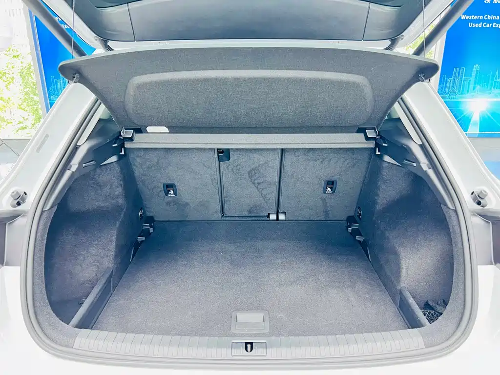 Audi Q3 2023 — фото 23