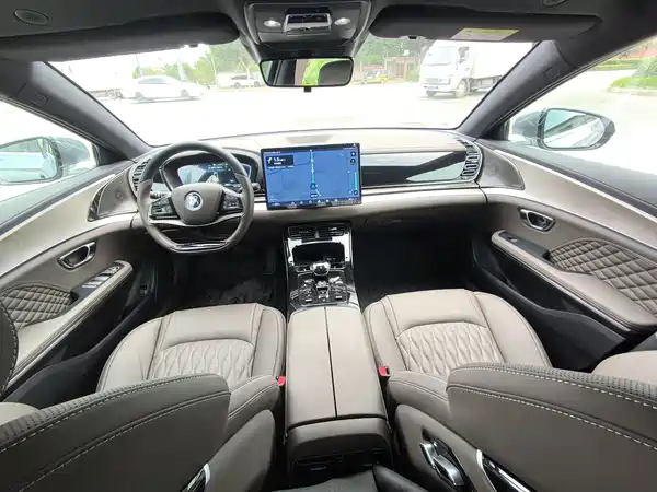 BYD Han 2024