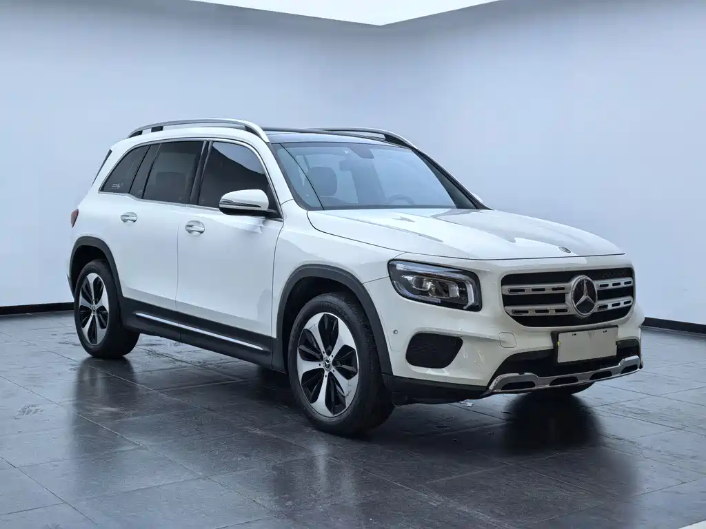 Mercedes-Benz GLB 2023 — фото 3