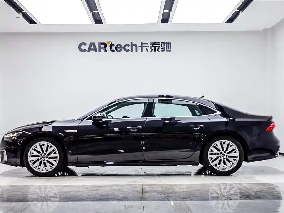 Audi A7L 2024 — фото 3