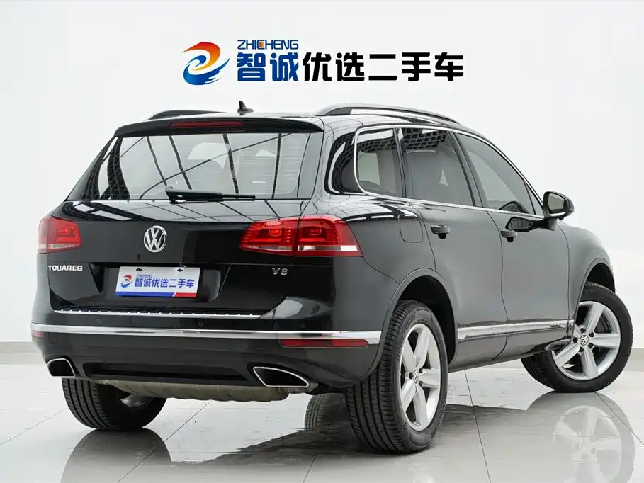 Volkswagen Touareg 2018 — фото 35