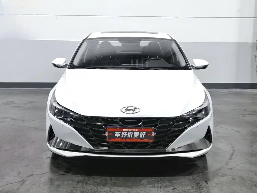 Hyundai Elantra 2020