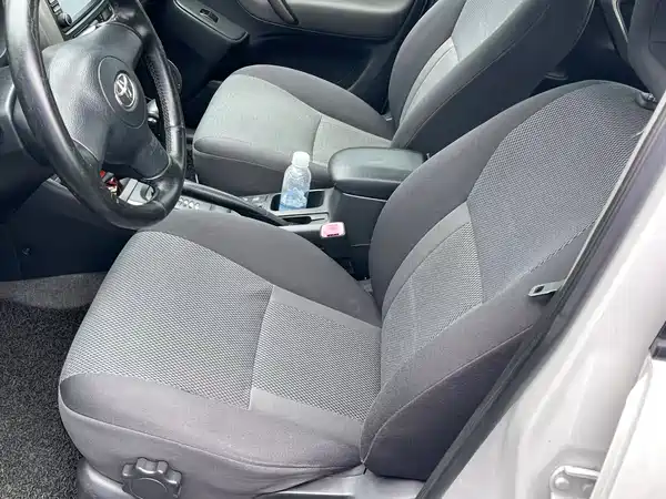 Toyota RAV4 2004