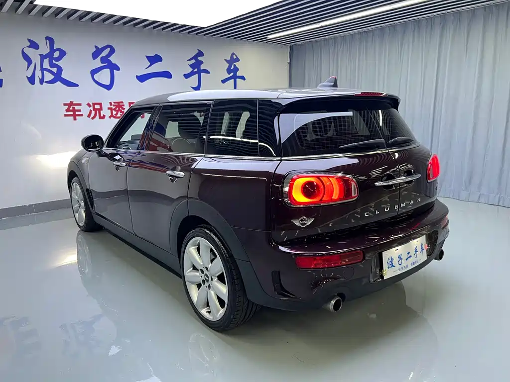 MINI Clubman 2018 — фото 21