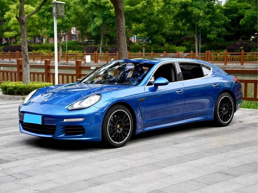 Porsche Panamera 2016